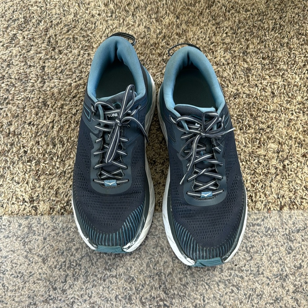 Men's size 11.5 Hoka Bondi 7